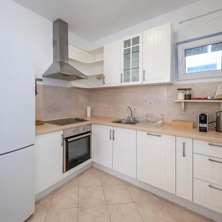 Appartement Modern Living - Family - Private Parking